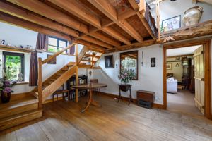 Entrance Hall- click for photo gallery